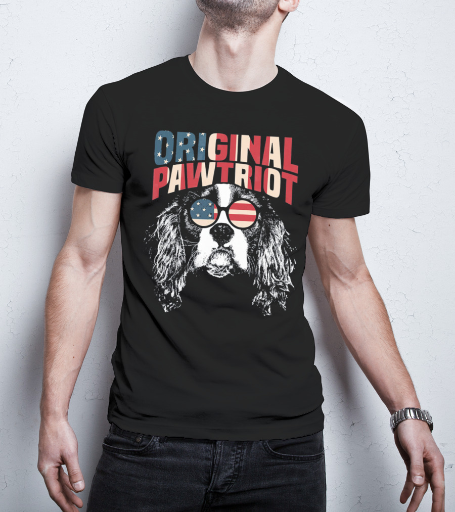 Original Pawtriot Cavalier King Charles Spaniel USA Flag Sunglasses T-Shirt