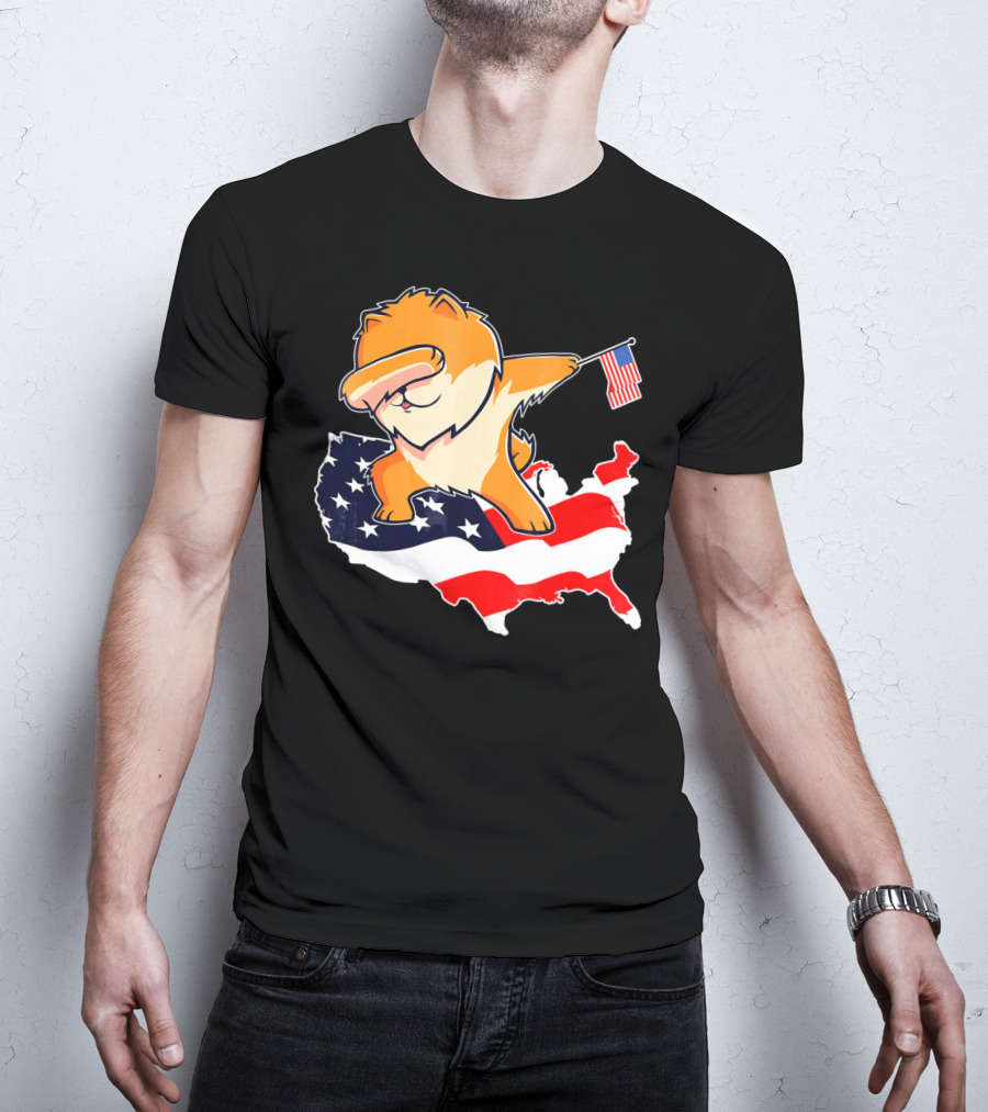 Funny Dabbing Pomeranian Holding American Flag On USA Map T-Shirt