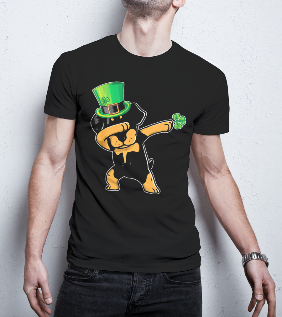 Funny St. Patrick's Day Rottweiler Dab Dabbing Dance With Green Hat And Shamrock T-Shirt