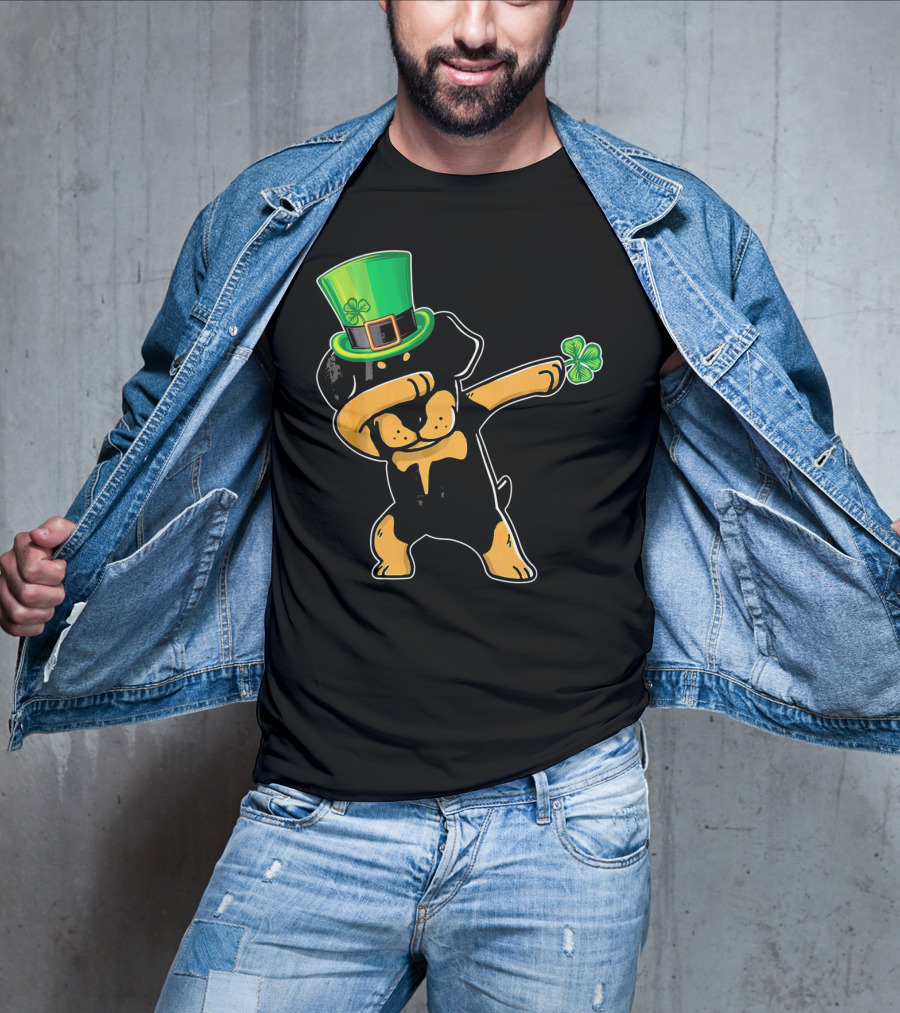 Funny St. Patrick's Day Rottweiler Dab Dabbing Dance With Green Hat And Shamrock T-Shirt