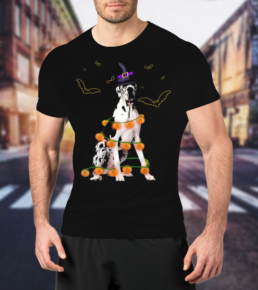 Great Dane Witch Hat Pumpkin Lights Bats Halloween Kids Funny T-Shirt