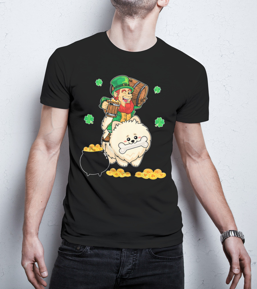 Leprechaun Rides Pomeranian With Beer And Gold Shamrocks T-Shirt