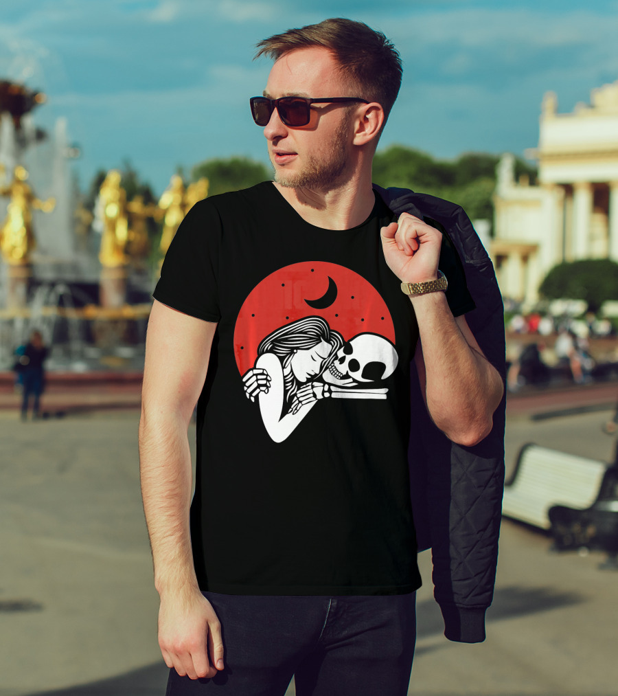 Cute Skeleton Romantic Valentines Moon Embrace T-Shirt