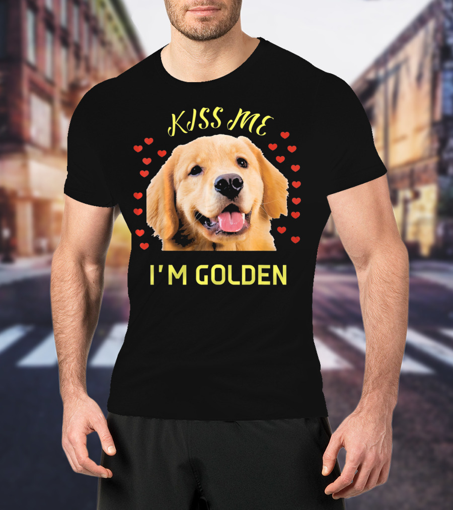 Kiss Me I'm Golden Golden Retriever Surrounded By Hearts T-Shirt