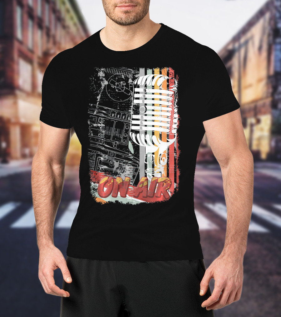 Retro Vintage Microphone On Air Broadcast Stripes T-Shirt