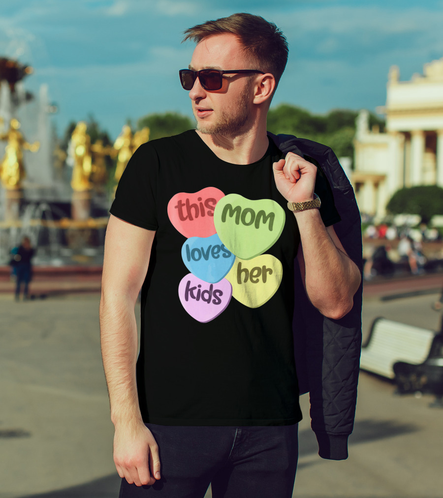 This Mom Loves Her Kids Valentines T-Shirt