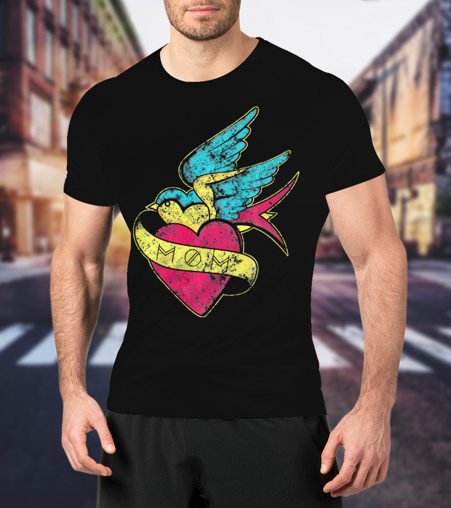 Mom Heart With Blue Bird Vintage Tattoo Valentines T-Shirt