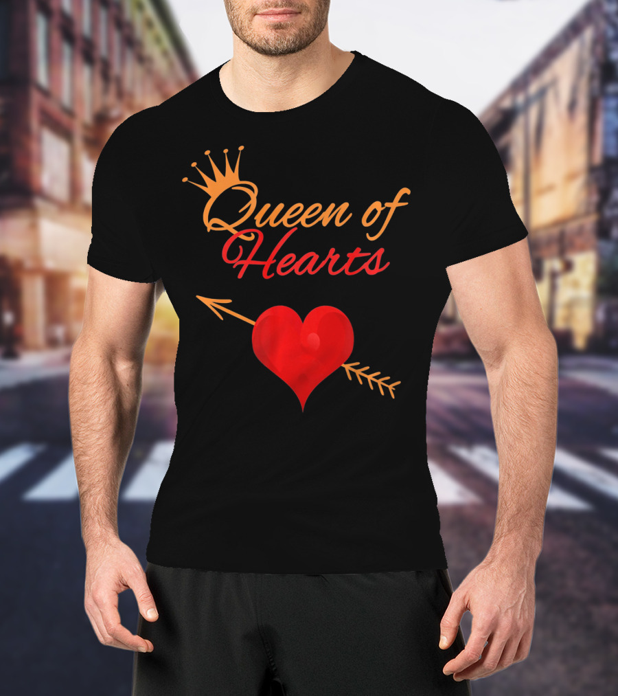 Mothers Day Queen Of Hearts Arrow And Crown T-Shirt