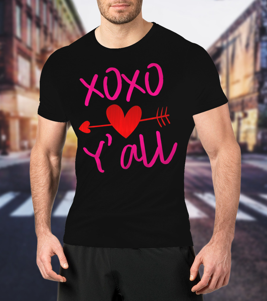 XOXO Heart Arrow Y'all Red Pink Valentines Day T-Shirt