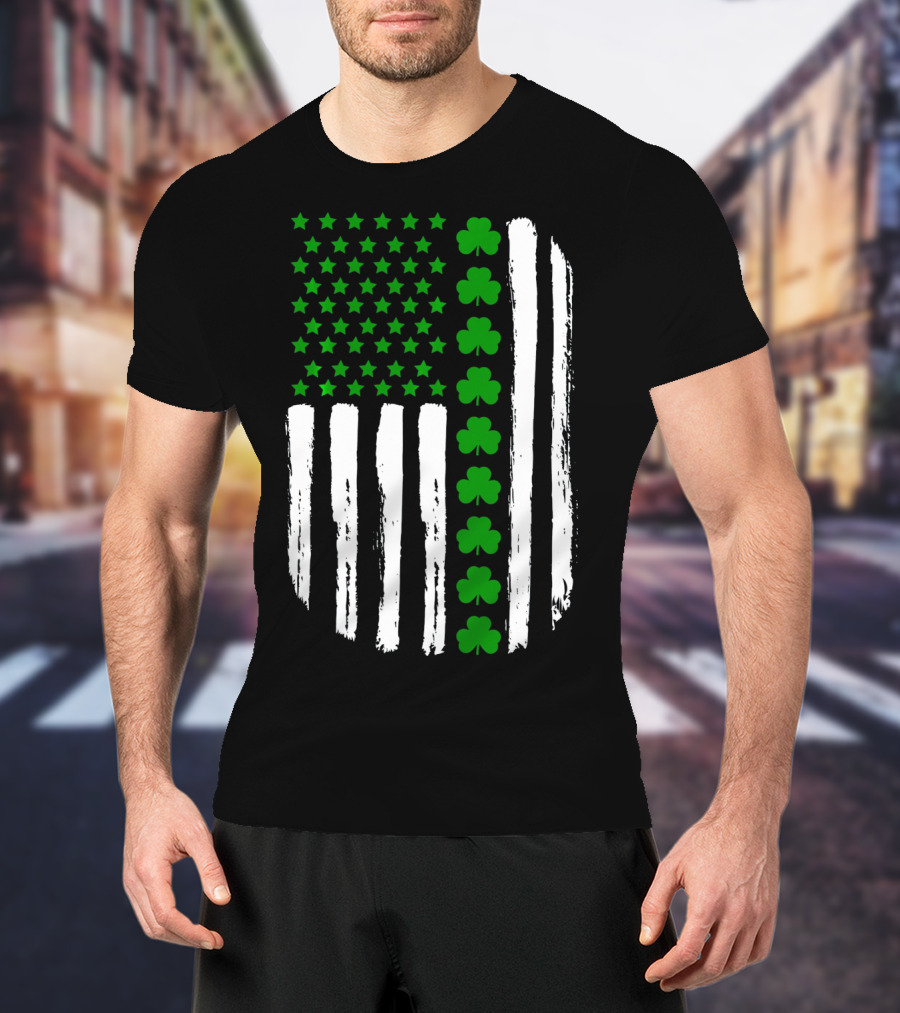 USA Flag With Green 4 Leaf Clover For St. Patrick Day T-Shirt