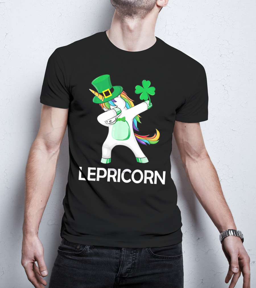 Lepricorn Unicorn Leprechaun Dabbing With Shamrock And Green Hat T-Shirt