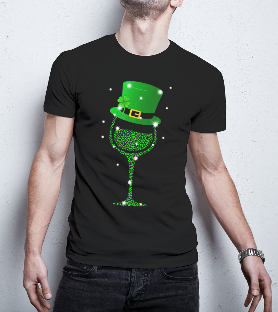Shamrock Wine Glass St. Patrick's Day Top Hat Sparkle T-Shirt