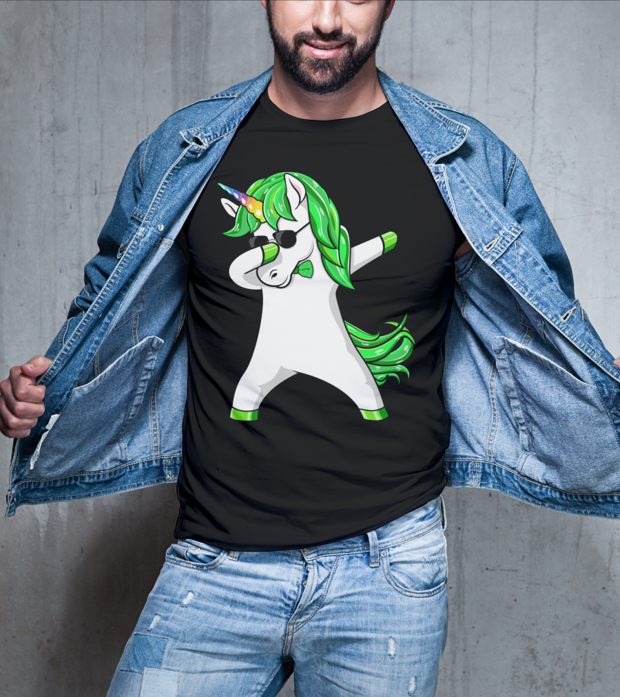 St Patricks Day Dabbing Green Unicorn T-Shirt