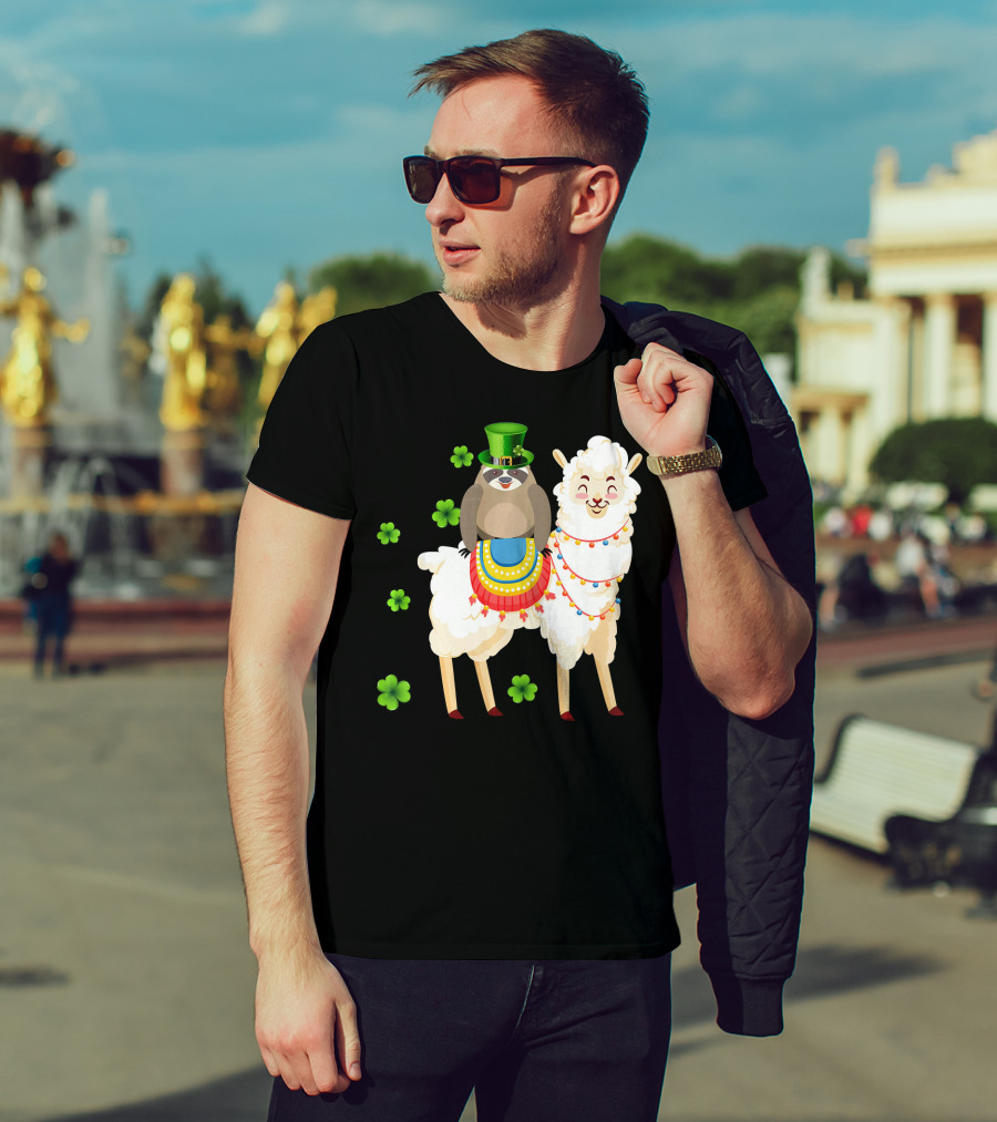 Leprechaun Sloth Riding Llama St Patrick's Day With Shamrocks T-Shirt