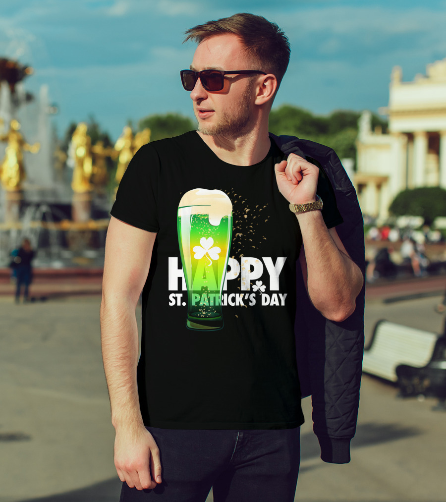 Happy St. Patrick's Day Irish Green Beer With Shamrock Bubbles T-Shirt