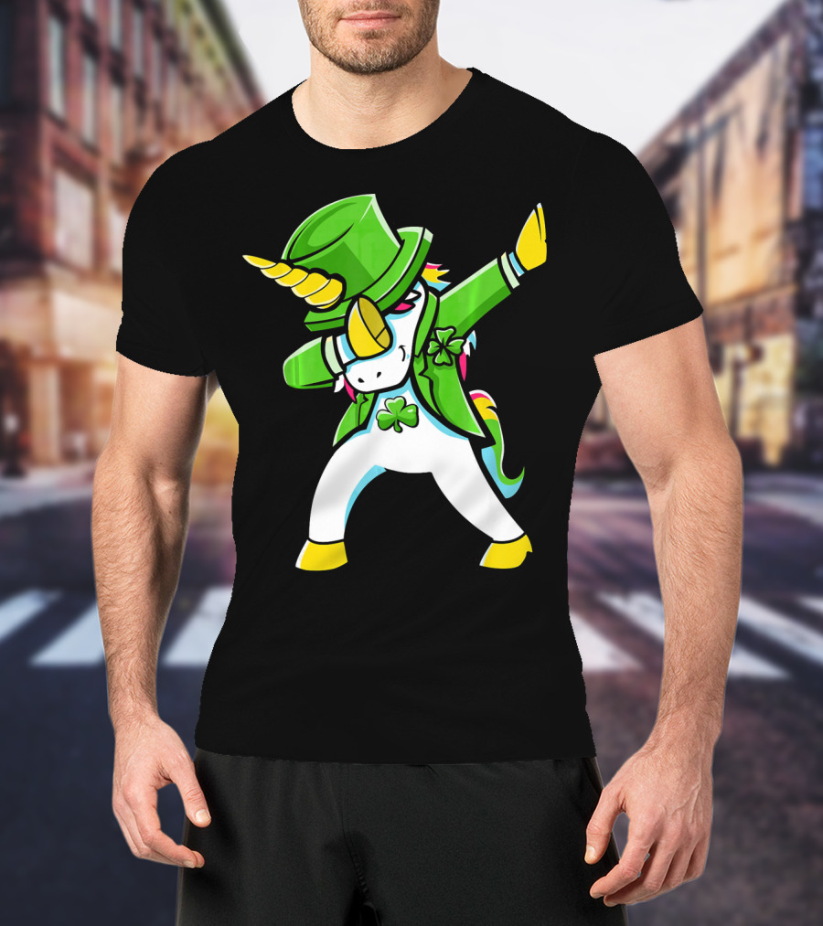 St Patricks Day Unicorn Dabbing Shamrock Hat T-Shirt