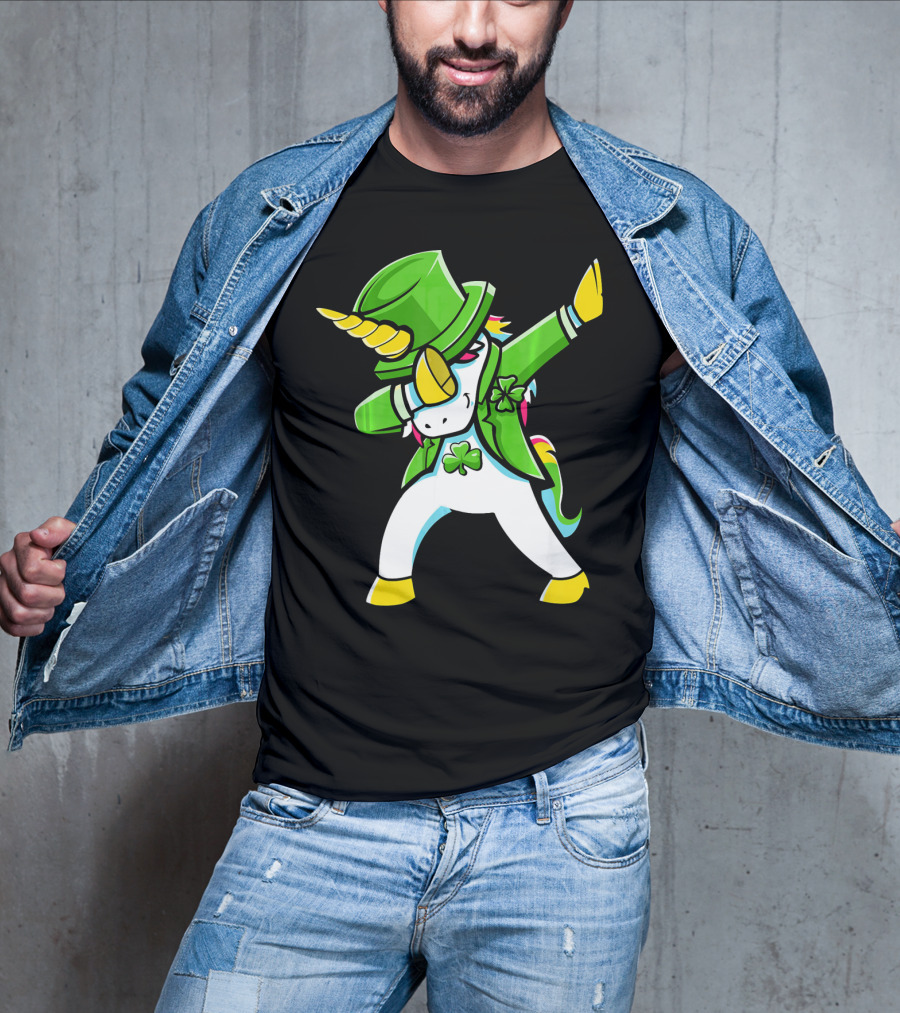 St Patricks Day Unicorn Dabbing Shamrock Hat T-Shirt