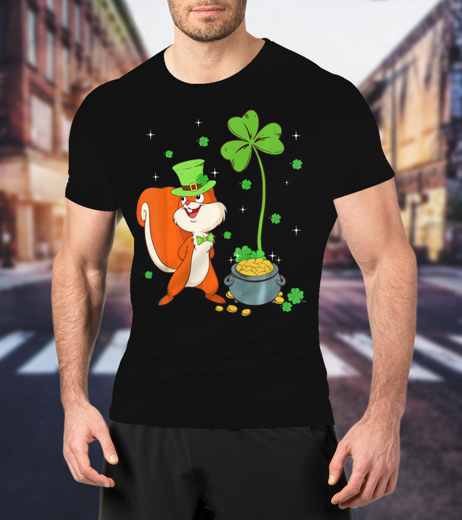 Leprechaun Squirrel With Shamrock And Pot Of Gold St Patricks T-Shirt