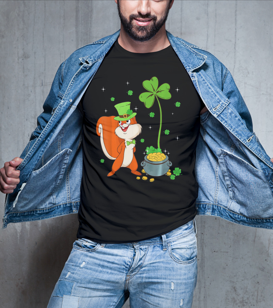 Leprechaun Squirrel With Shamrock And Pot Of Gold St Patricks T-Shirt