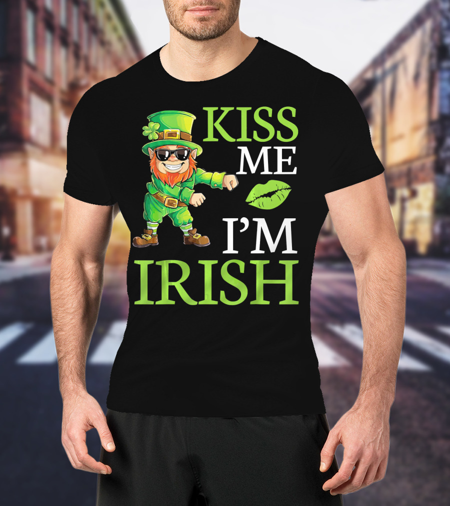 Kiss Me I'm Irish Cool Leprechaun Flossing T-Shirt