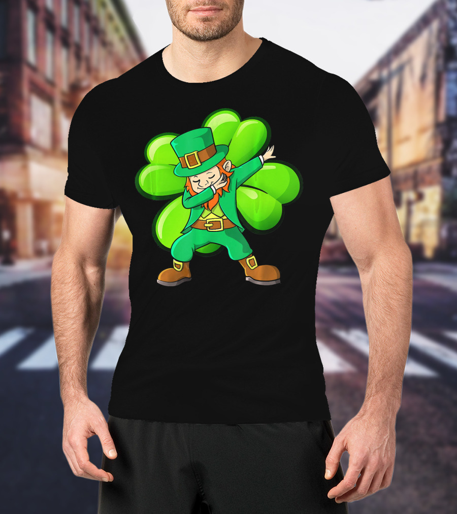 Cute Dabbing Leprechaun With Green Shamrock Background T-Shirt