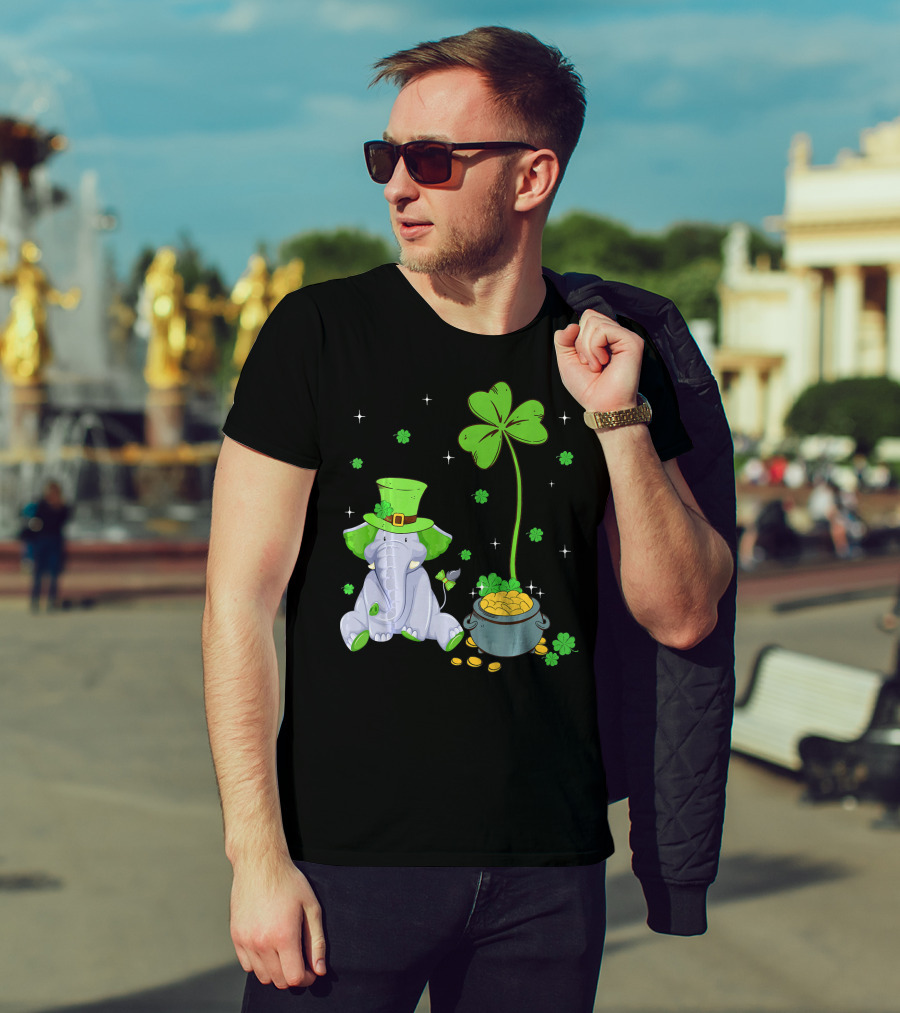 Shamrock Leprechaun Elephant St Patricks Pot Of Gold T-Shirt
