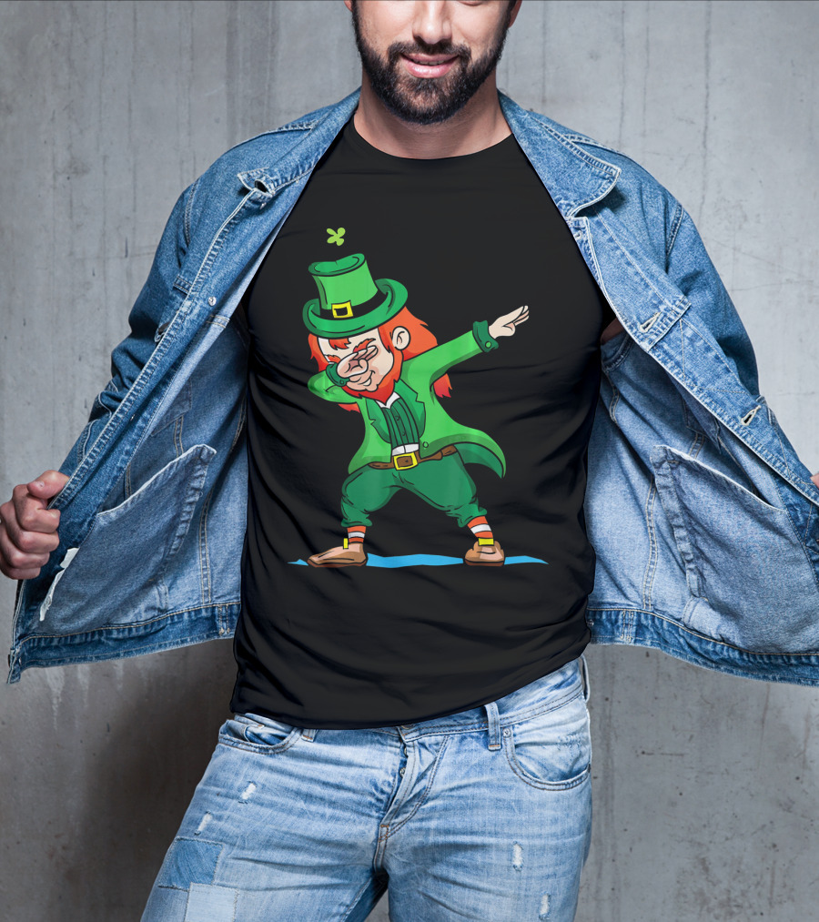 Saint Patricks Day Leprechaun Dabbing Clover Iconic Festive Green T-Shirt