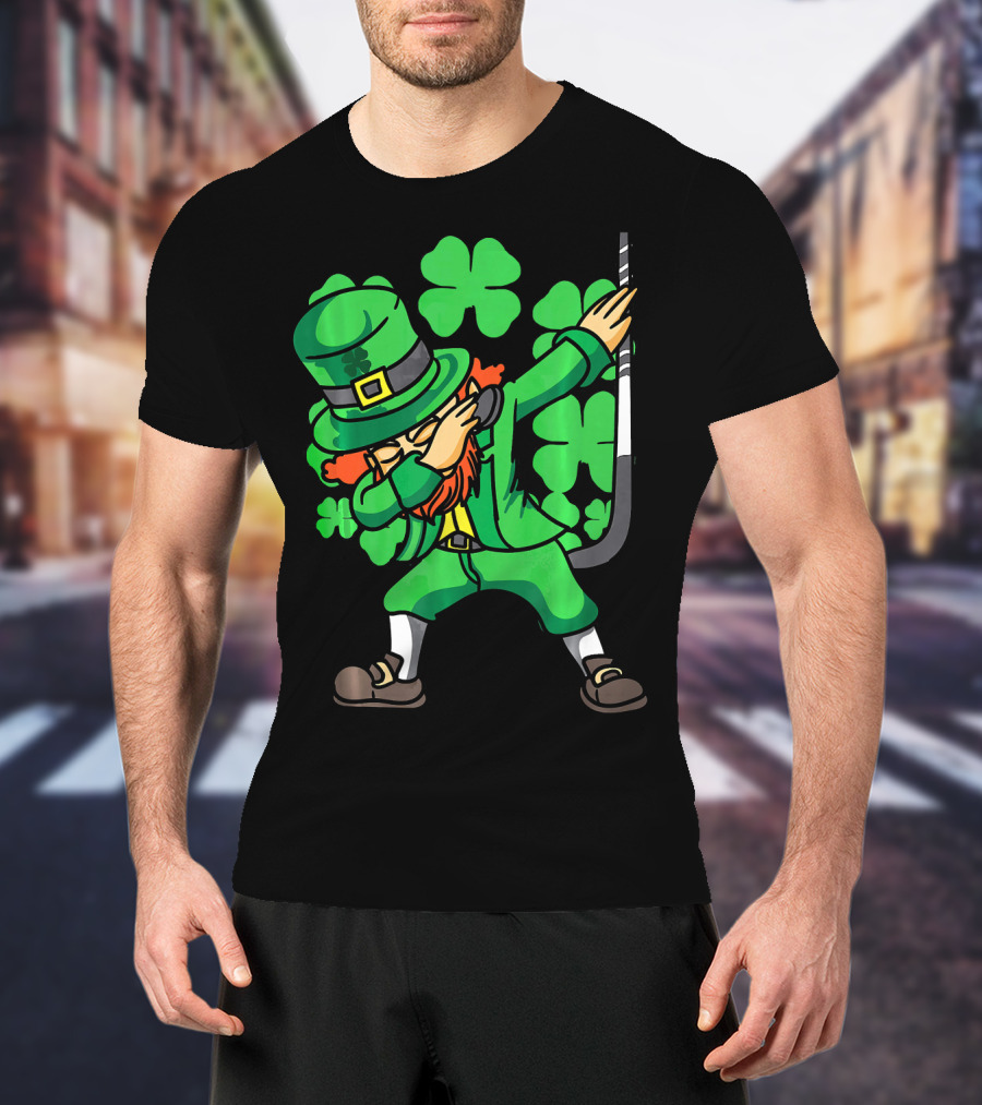 Dabbing Leprechaun Hockey Stick With Shamrocks St. Patrick's Day T-Shirt