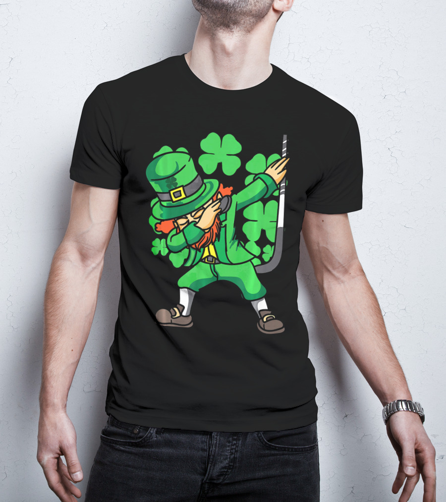 Dabbing Leprechaun Hockey Stick With Shamrocks St. Patrick's Day T-Shirt