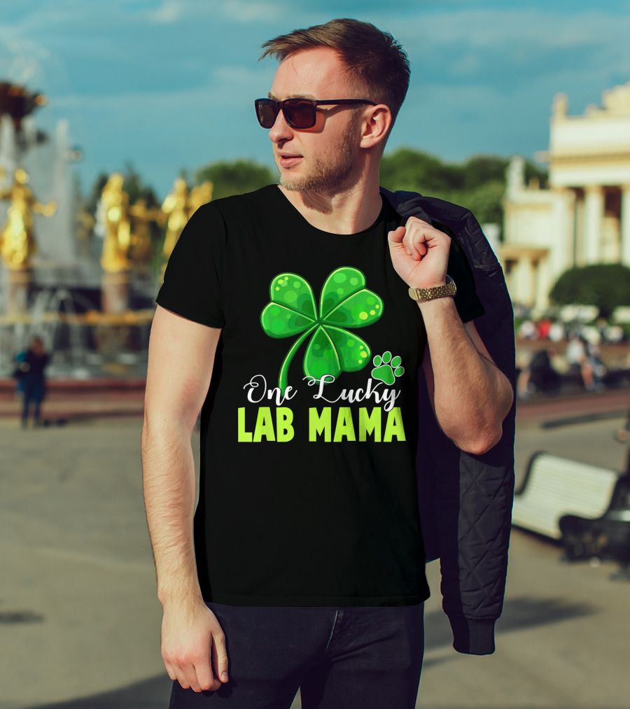 One Lucky Lab Mama Shamrock Paw Prints T-Shirt