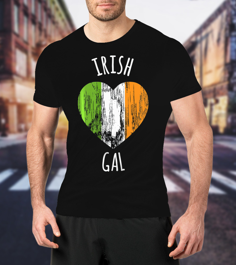 Irish Gal Heart With Irish Flag St. Patricks Day T-Shirt
