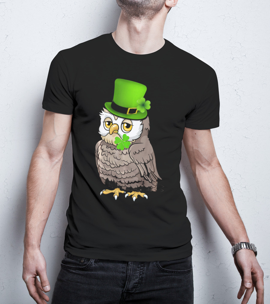 St Patricks Day Owl Wearing Green Hat With Shamrock Clove T-Shirt