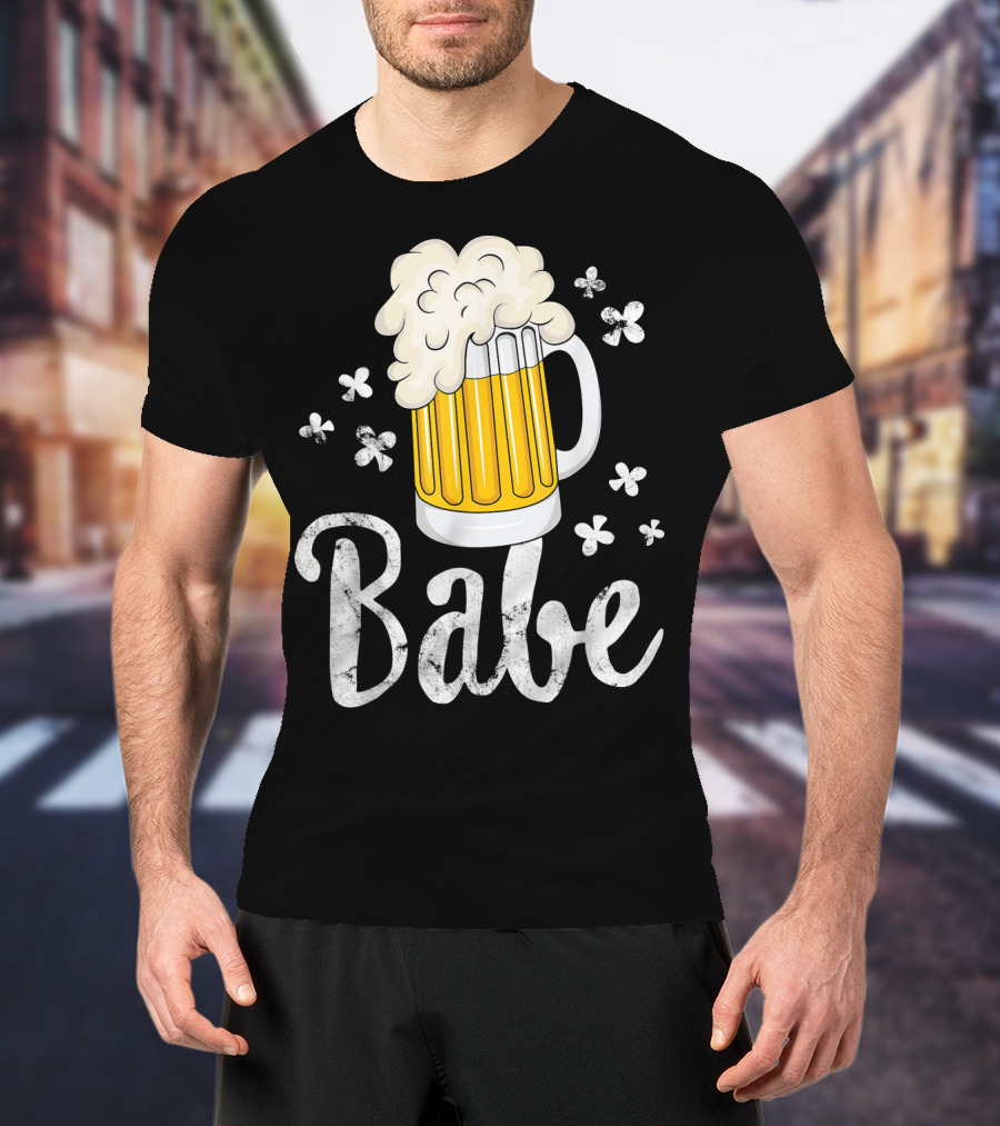 Beer Babe Mug Foam And Flowers T-Shirt