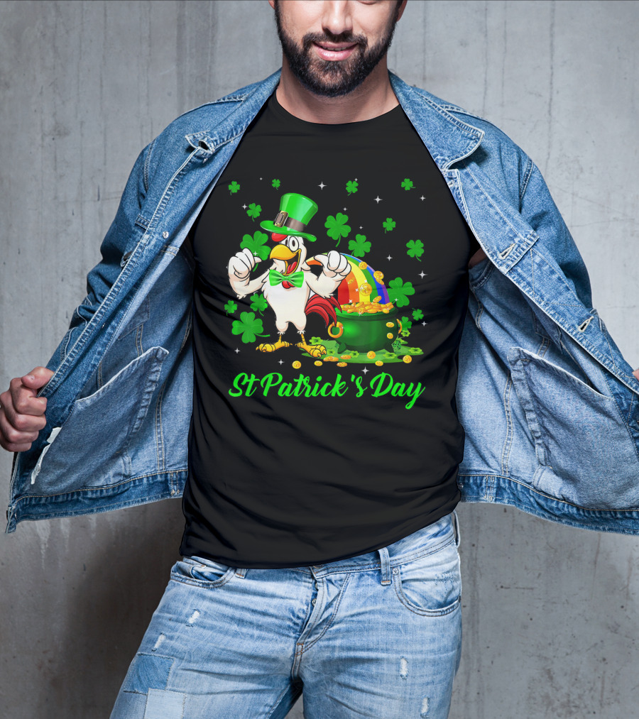 St Patrick's Day Leprechaun Chicken Shamrock Pot Of Gold T-Shirt