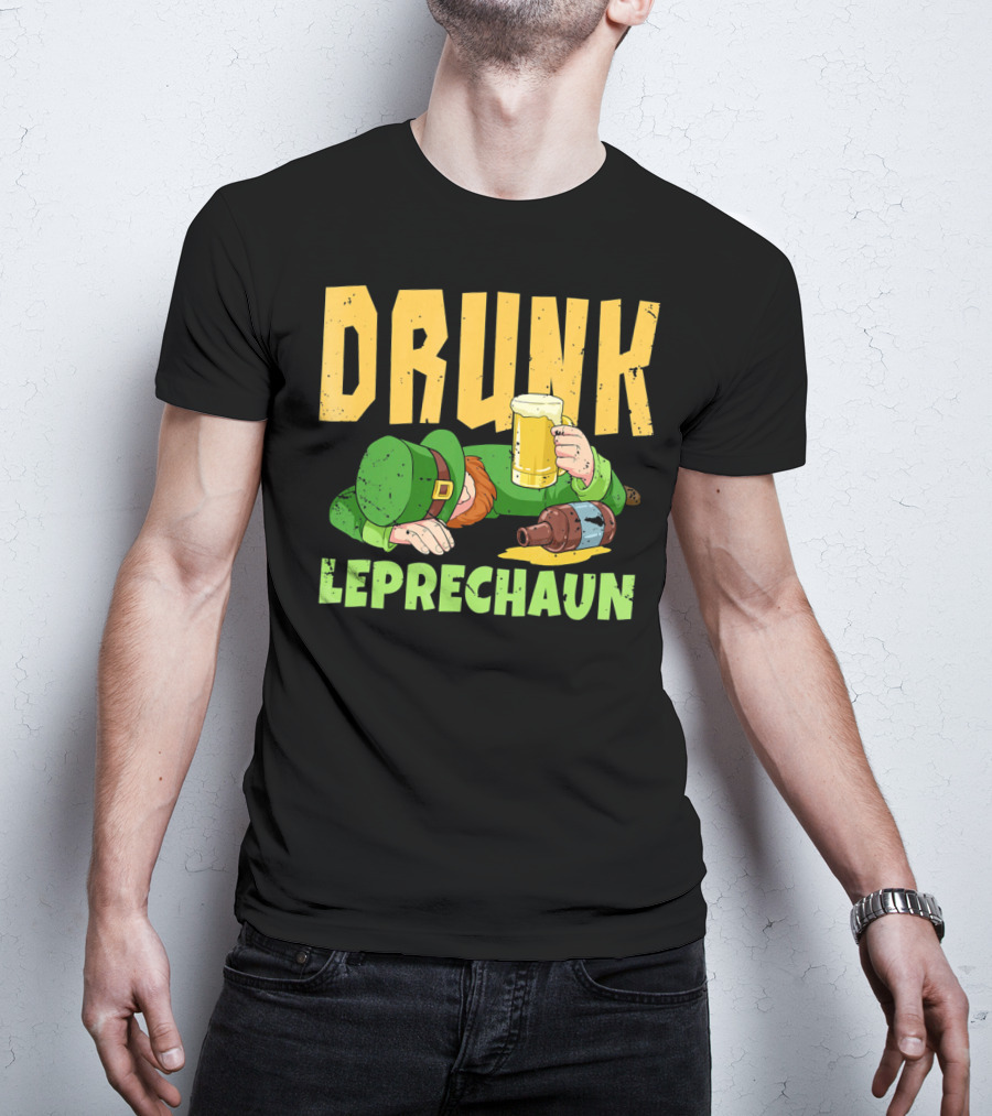 Drunk Leprechaun Holding Beer Mug And Whiskey Bottle T-Shirt