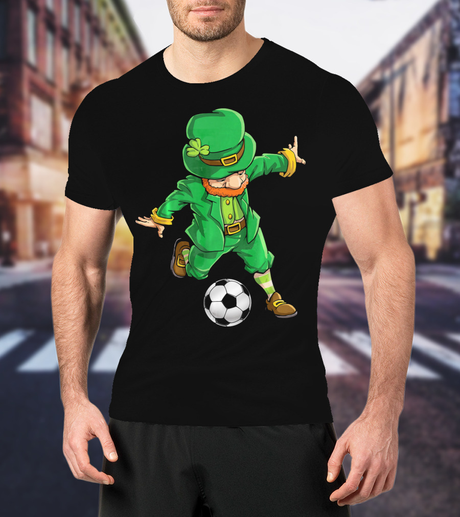 Leprechaun Playing Soccer St Patricks Day T-Shirt