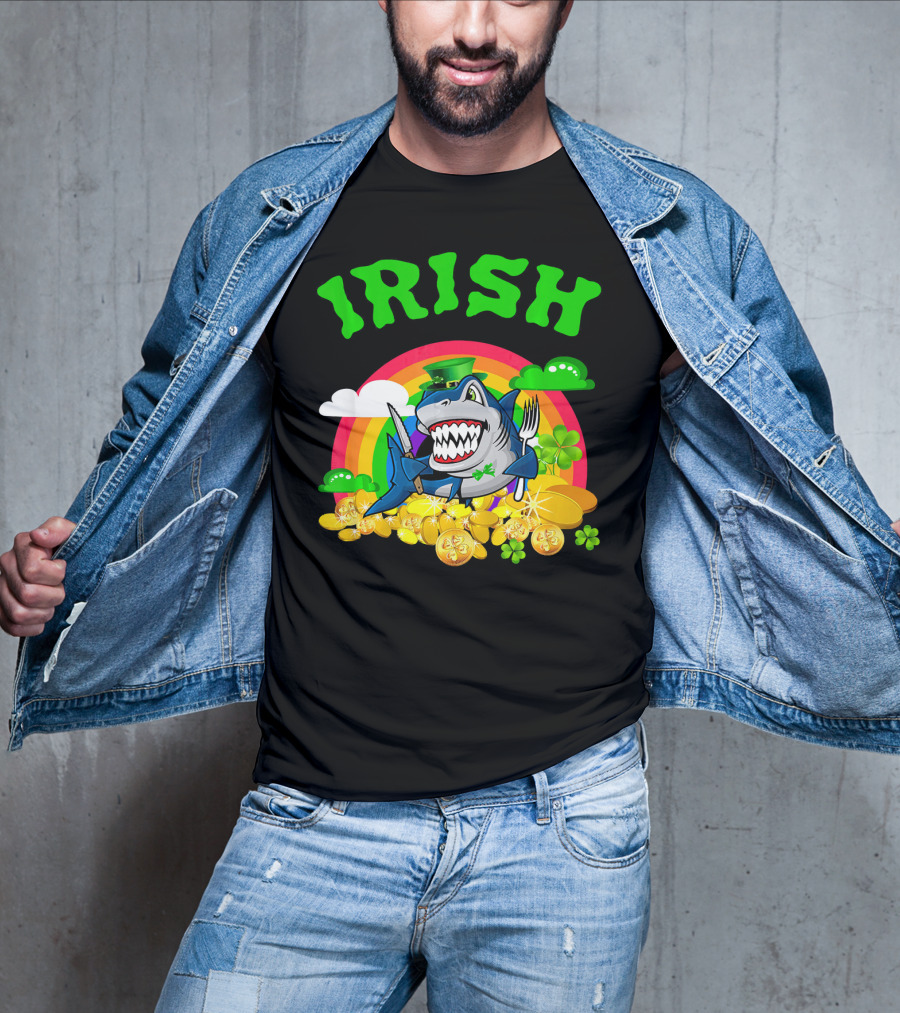 Irish Shark Funny St Patricks Day Leprechaun Rainbow Coins T-Shirt