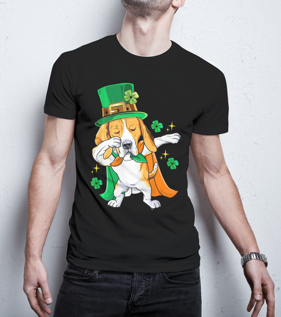 Beagle Dabbing Leprechaun St Patricks Day Shamrocks T-Shirt
