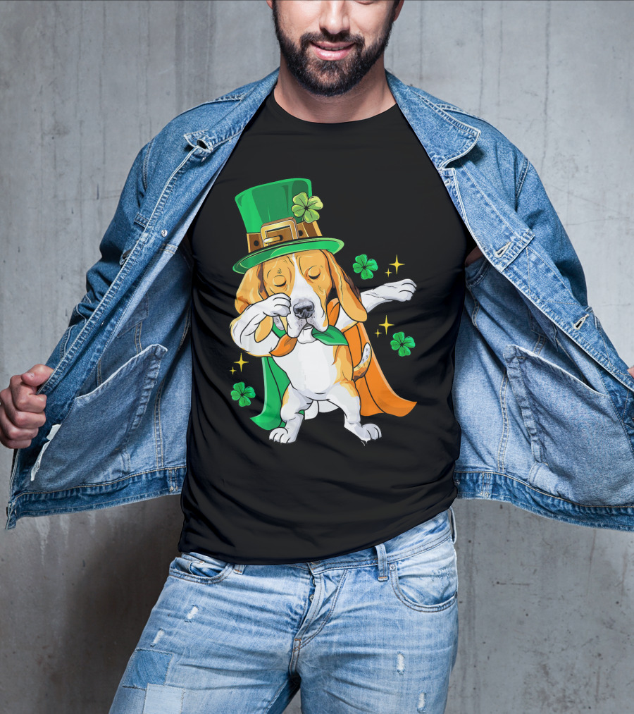 Beagle Dabbing Leprechaun St Patricks Day Shamrocks T-Shirt