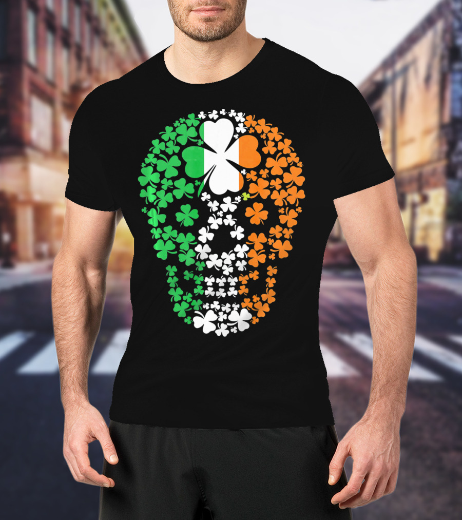 Vintage Shamrock Skull Ireland St Patrick's Day T-Shirt
