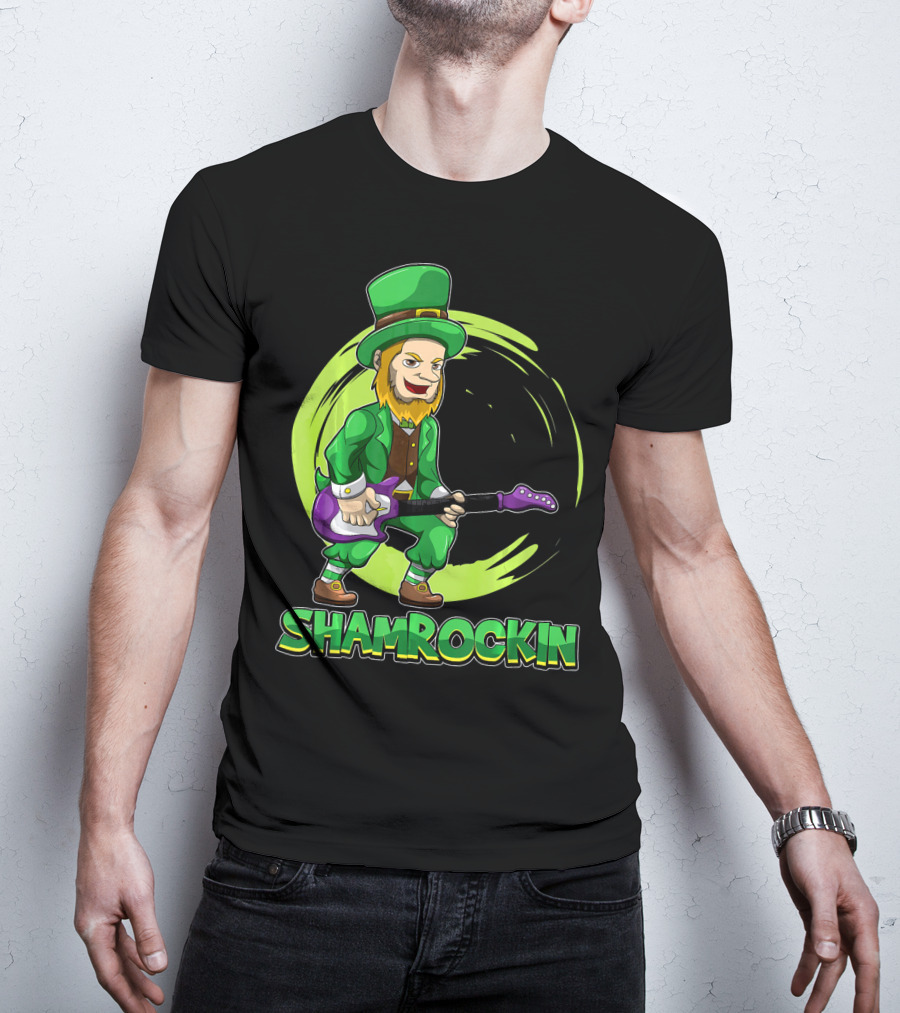 Shamrockin Leprechaun With E Guitar Rocking Celtic Style Green Circle Background T-Shirt