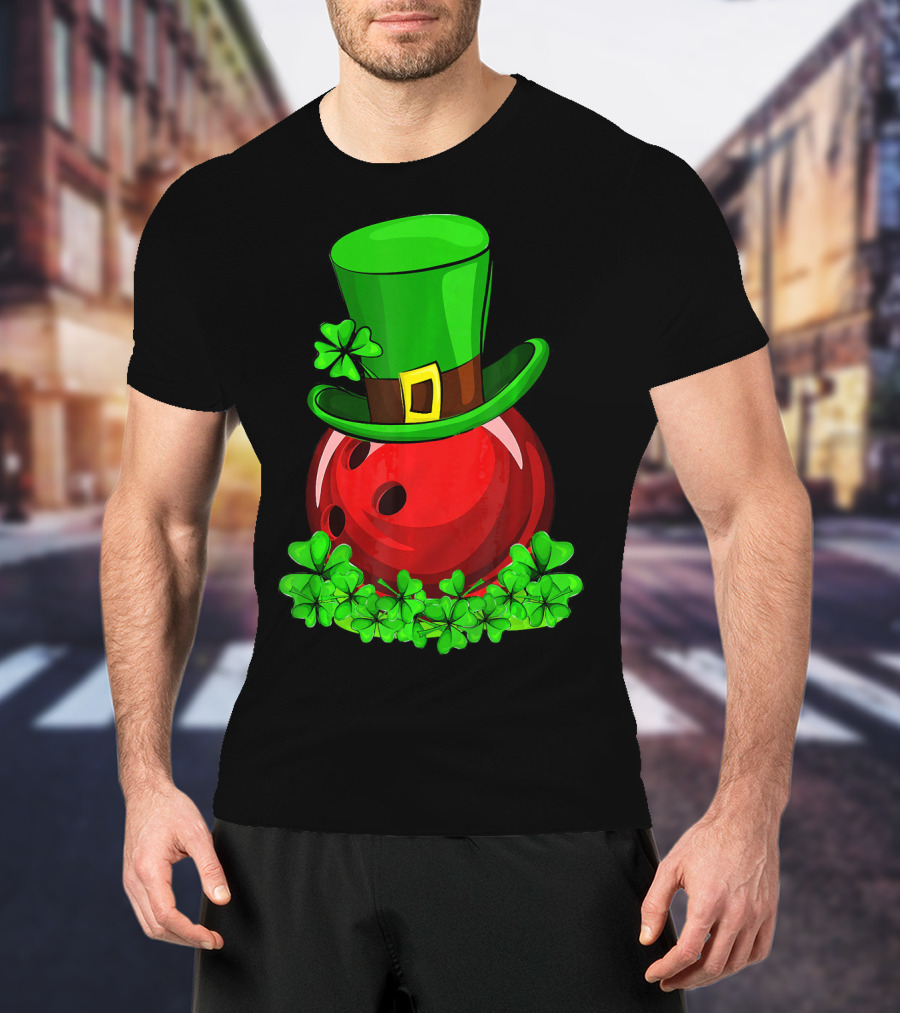 Leprechaun Hat Bowling Shamrock St Patrick's Day T-Shirt