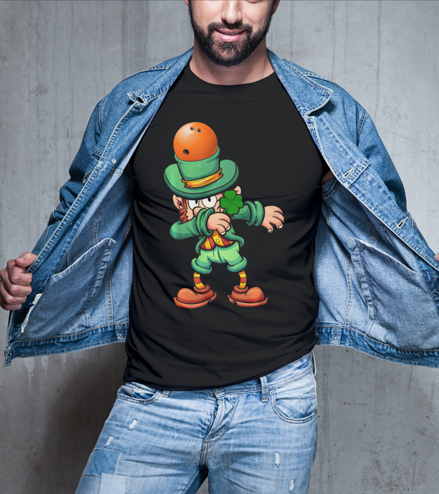 Dabbing Leprechaun Wearing Bowling Ball Hat Holding Shamrock T-Shirt