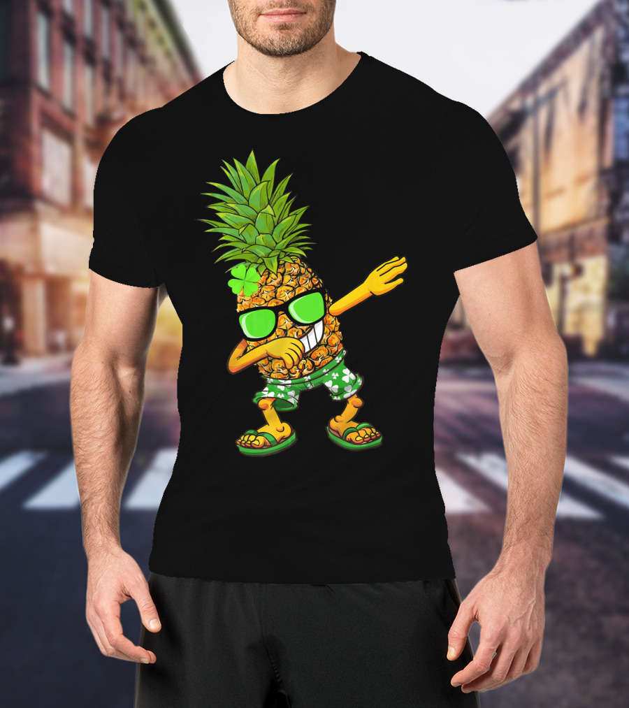 Pineapple Leprechaun Dabbing Clover Sunglasses St Patrick's Shorts T-Shirt