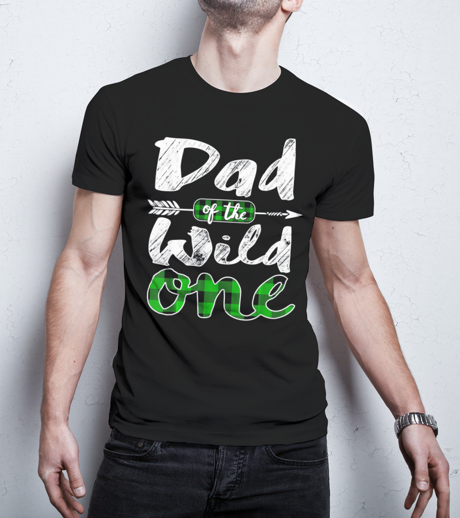 Dad Of The Wild One Irish Green Arrow Plaid T-Shirt