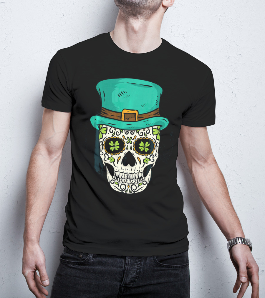 Lucky St. Patrick's Day Green Irish Skull With Celtic Shamrocks And Top Hat T-Shirt