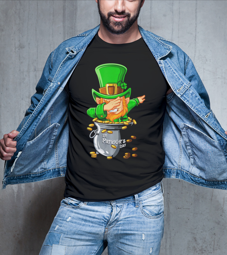 Dabbing Leprechaun St Patrick's Day Pot Of Gold T-Shirt