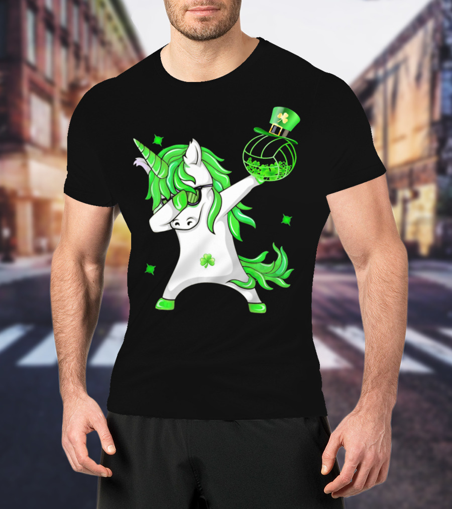Happy St Patricks Day Dabbing Unicorn With Shamrock Hat And Green Hair T-Shirt