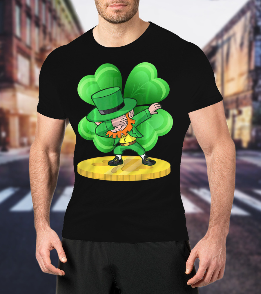 Irish St Patricks Day Dabbing Leprechaun On Shamrock Coin T-Shirt