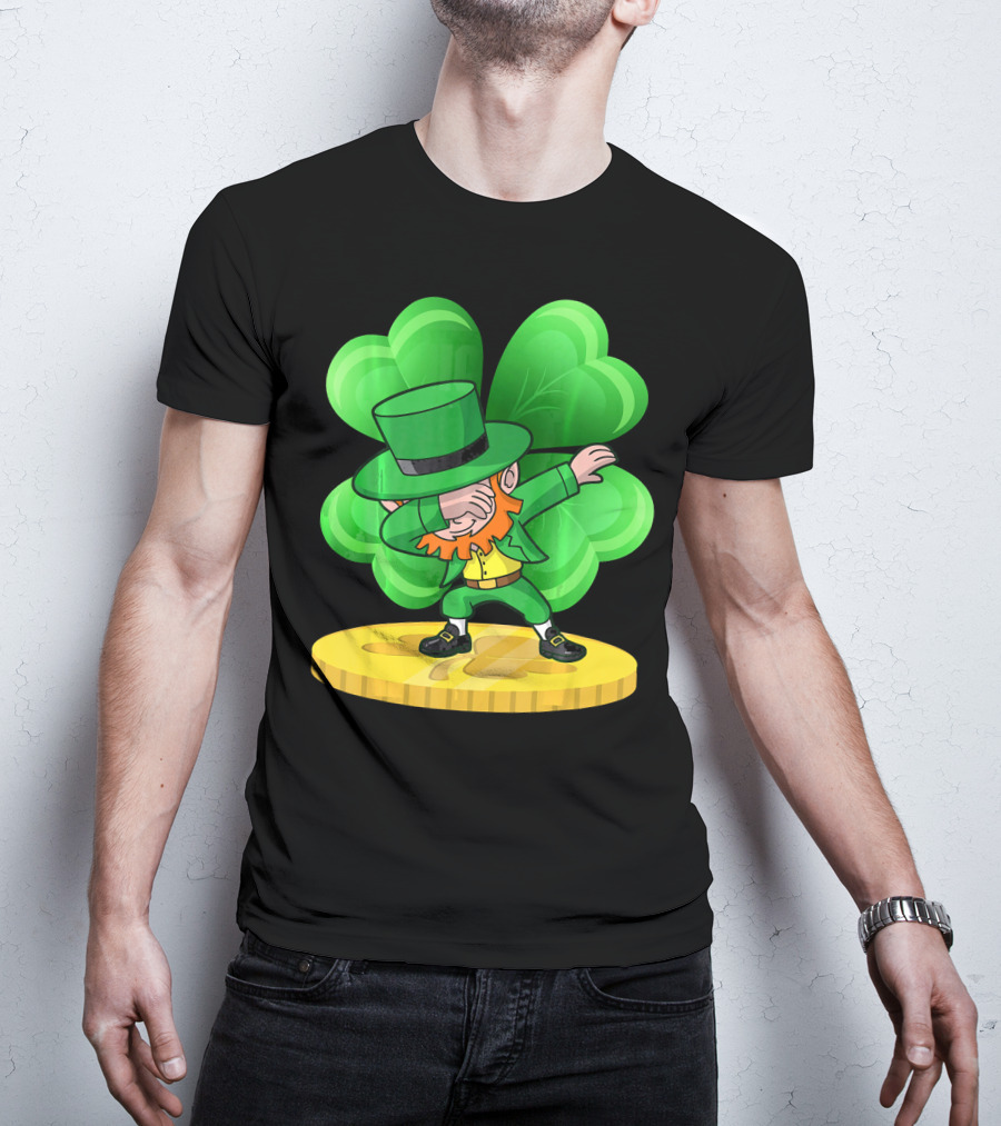 Irish St Patricks Day Dabbing Leprechaun On Shamrock Coin T-Shirt